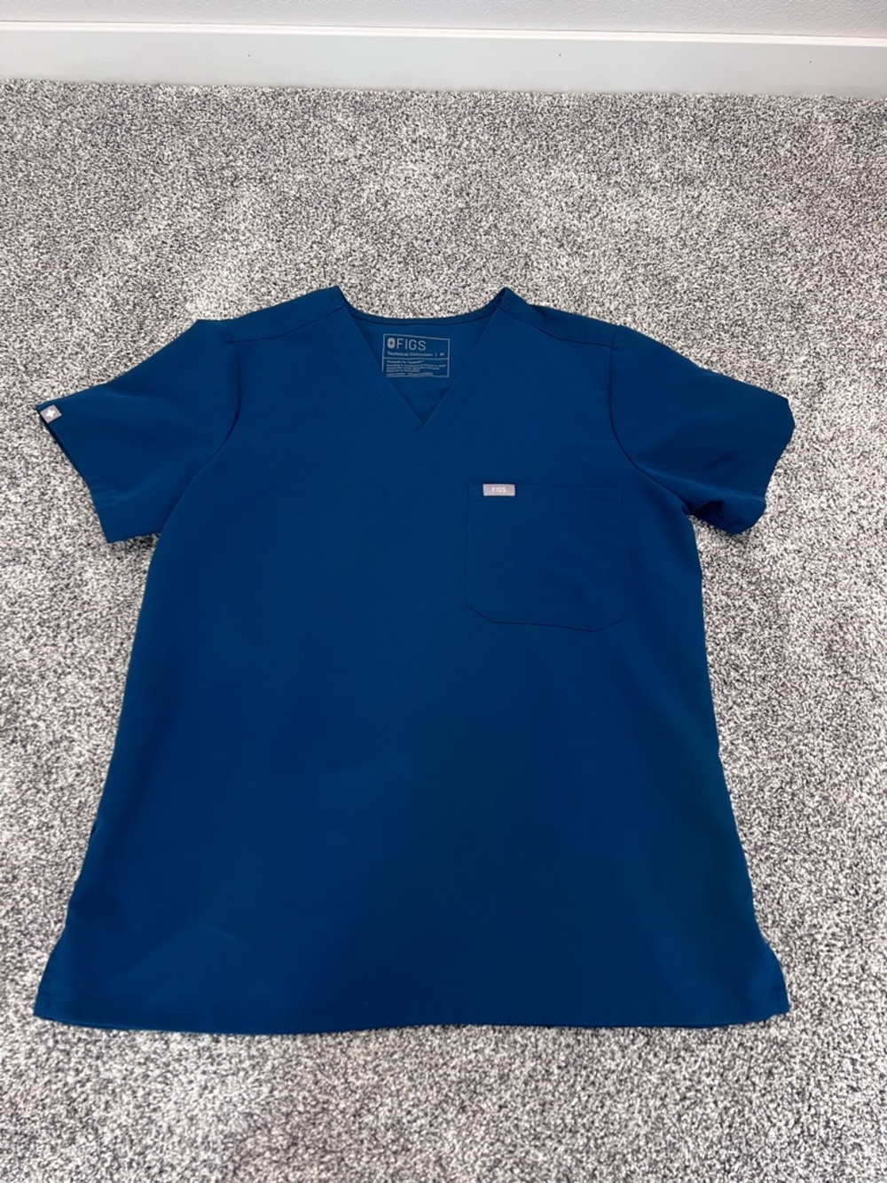 Women’s Figs Scrub Top